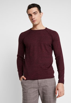 Strikket klær Solid på nett hos Zalando.no Solid JOEY O-NECK POCKET - Strikkegenser - navy mela