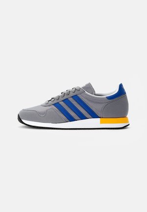 Mooie witte Adidas schoenen, maat 38 2/3. Sneakers wit.