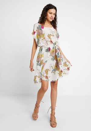 Mos Mosh Blommiga klänningar online | Zalando Weekday Blommiga klänningar online | Zalando