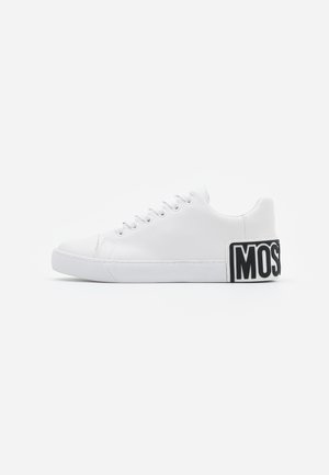 MOSCHINO Sandaler online för dam, herr & barn Zalando MOSCHINO Sandaler online för dam, herr & barn Zalando