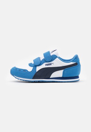 basket blanche taille 35