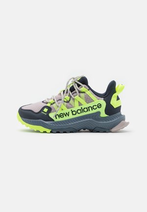 chaussure prune mariage