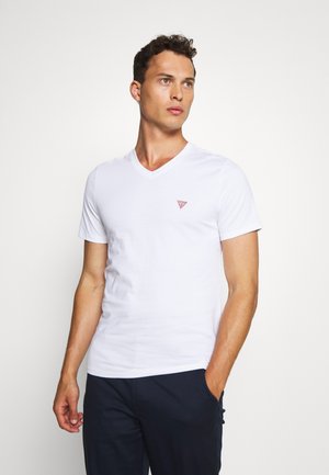 guess plain t shirt