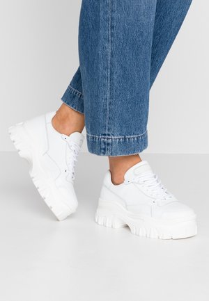 Bronx Black Friday Sko 2019 | Mote på tilbud hos Zalando.no Bronx MOON WALKK Joggesko blacksvart Zalando.no