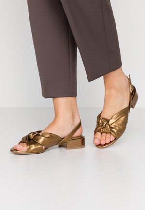 Bruno Premi Cyber Monday 2020 på nett hos Zalando.no Kjøp U.S. Polo Assn Nova Woven Bronze beige Sko Online