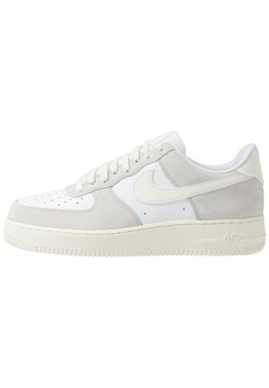 Nike Air Force 1 | low ✓ midi ✓ high ✓ dein Kult Sneaker Nike Air Force 1 Größe 40 | low ✓ midi ✓ high ✓ dein Kult