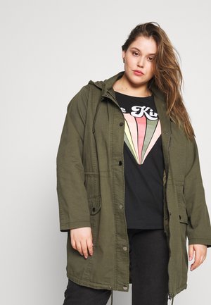 Ciso Plus size klær klær i store størrelser på nett hos Ciso CHECKED COAT Kåpe frakk off whitegreenyellow