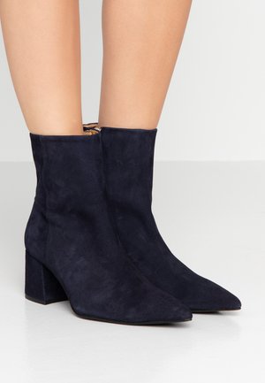 Skor med blockklack Tiger of Sweden | Zalando Skor med blockklack Tiger of Sweden | Zalando