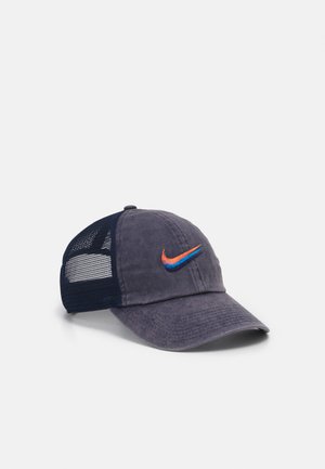 nike baseball caps
