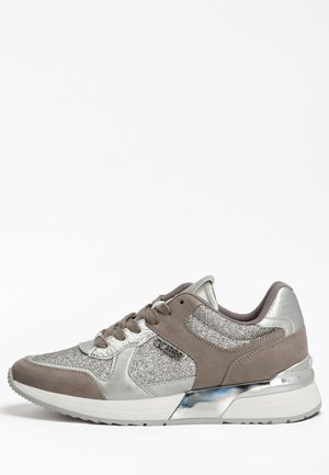 Baskets Guess En Ligne Commandez Des Maintenant Sur Zalando