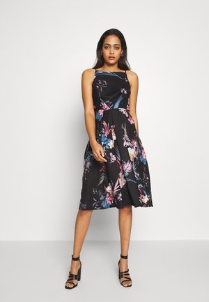 zalando wedding guest