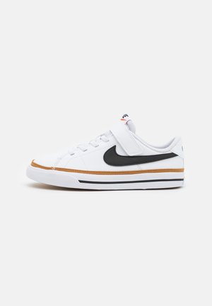 basket blanche taille 35