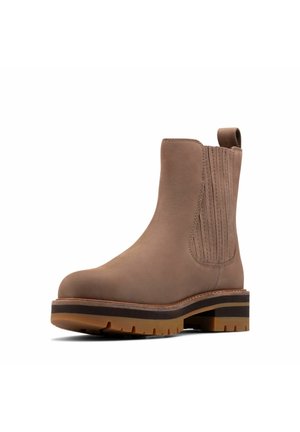 clarks ankle boots uk