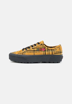zalando sneaker release womens